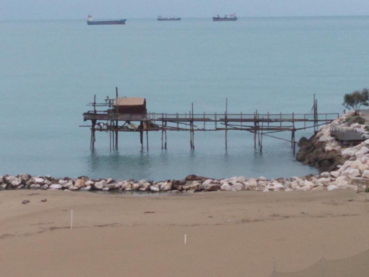 Casa Vacanze Tre Stelle Termoli Ngoại thất bức ảnh